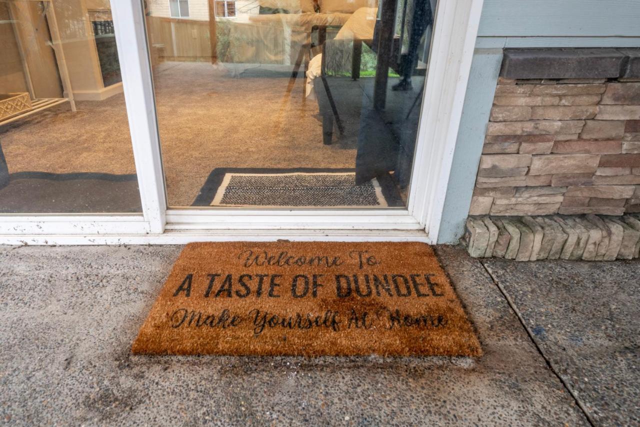 A Taste Of Dundee Hotell Exteriör bild